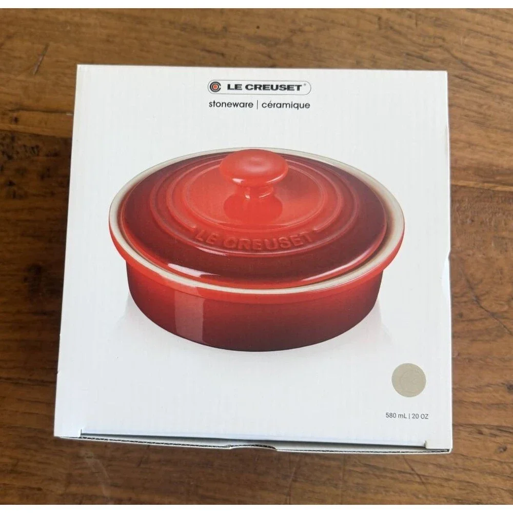 Le Creuset Stoneware Camembert Cheese Baker w/ Lid Meringue 20oz 580 ml NEW NIB